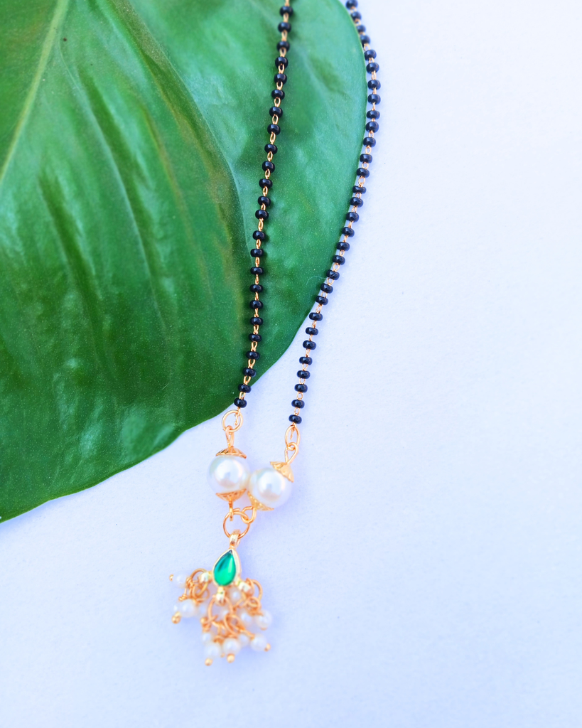Green Jhumki Mangle Sutra