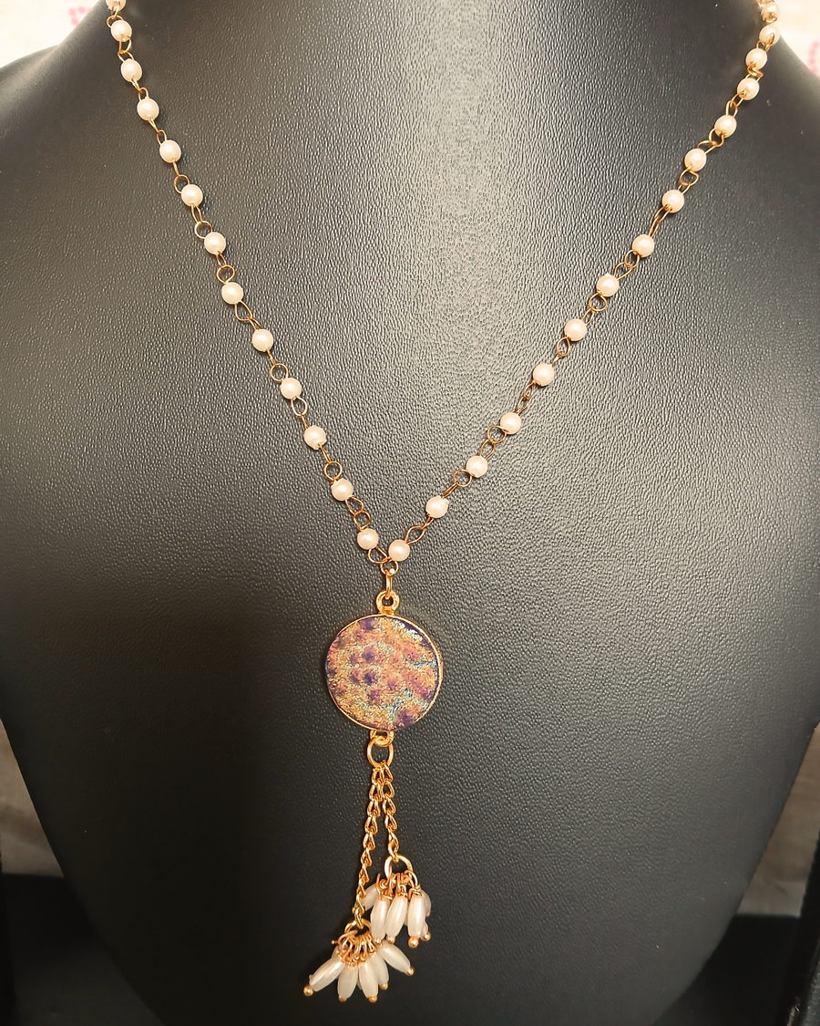 Elegant Pearl Chain