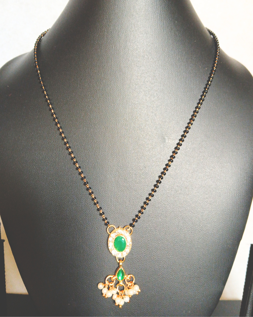 Green Kundan Mangle Sutra